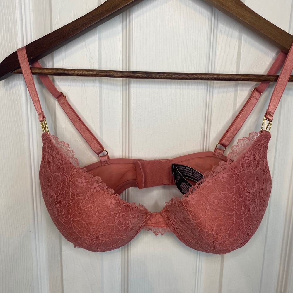 Victoria's Secret Very Sexy Bra 32DD‎ Pink Lace Uplift Plunge Gold Hardware